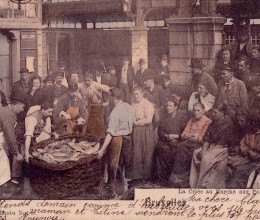 De Brusselse vismarkt in 1901. Postkaart. | Collectie CAG (Centrum Agrarische Geschiedenis)