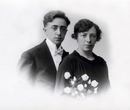 Huwelijksfoto van Julia V.D.H. & Alfons Dupont, ca. 1928